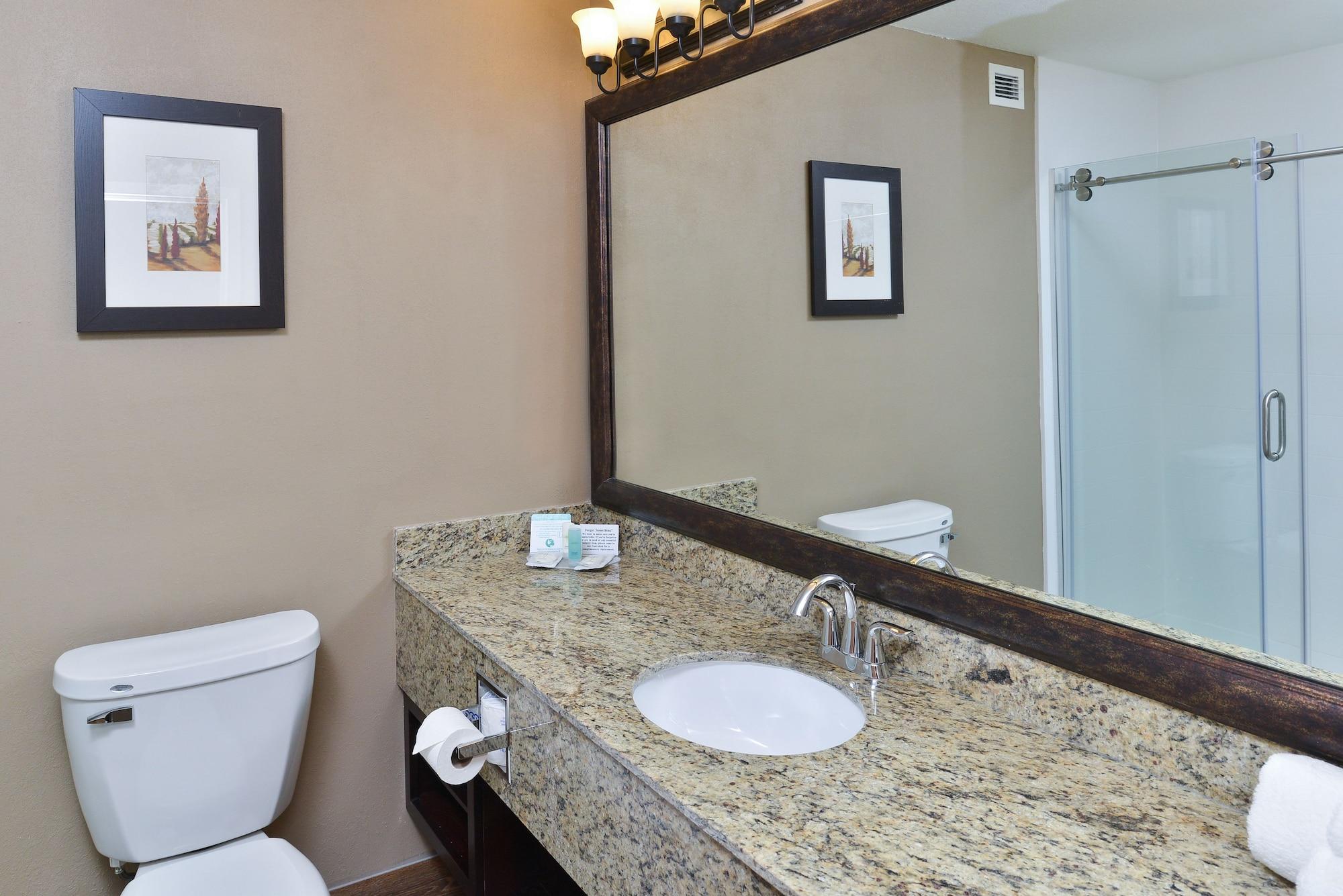 Comfort Suites Near Route 66 Springfield Zewnętrze zdjęcie